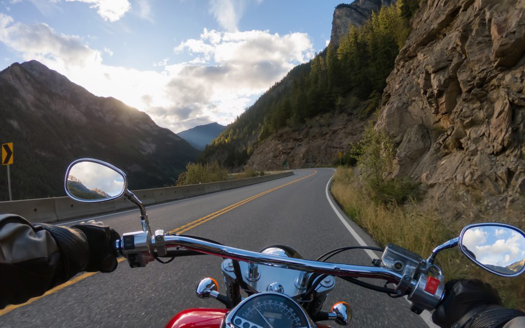 Cruising Through History: Iconic Motorcycle Rides and Routes Across America